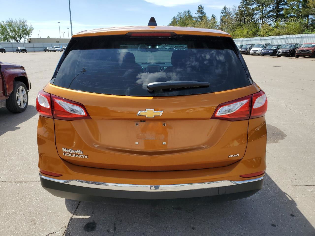 2018 Chevrolet Equinox Ls Orange vin: 2GNAXREV3J6140777