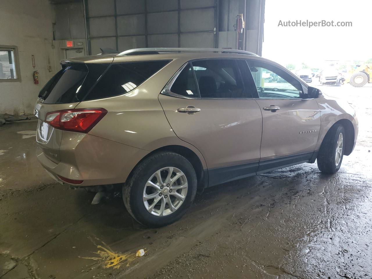 2018 Chevrolet Equinox Lt Золотой vin: 2GNAXSEV3J6342770