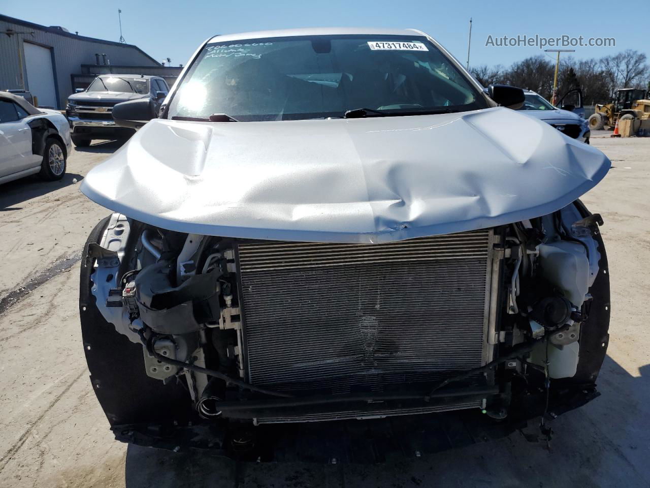 2019 Chevrolet Equinox Ls Серебряный vin: 2GNAXSEV4K6124354