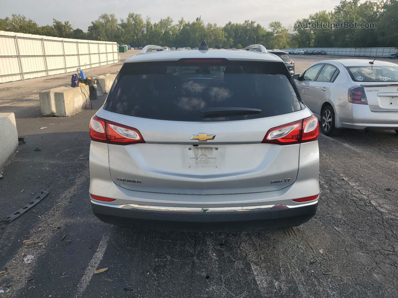 2020 Chevrolet Equinox Lt Silver vin: 2GNAXUEV2L6117531