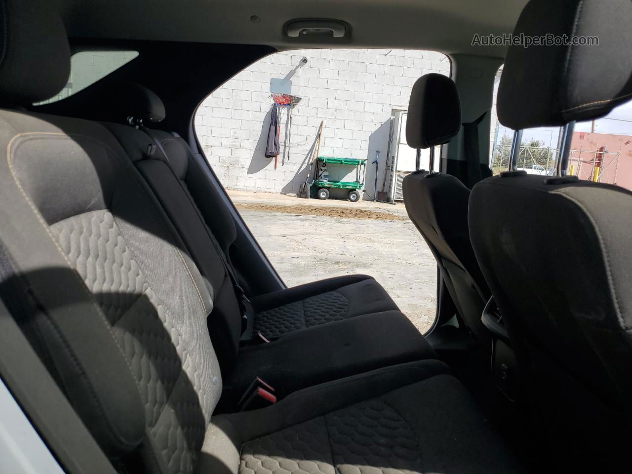 2019 Chevrolet Equinox Lt White vin: 2GNAXUEV6K6302843