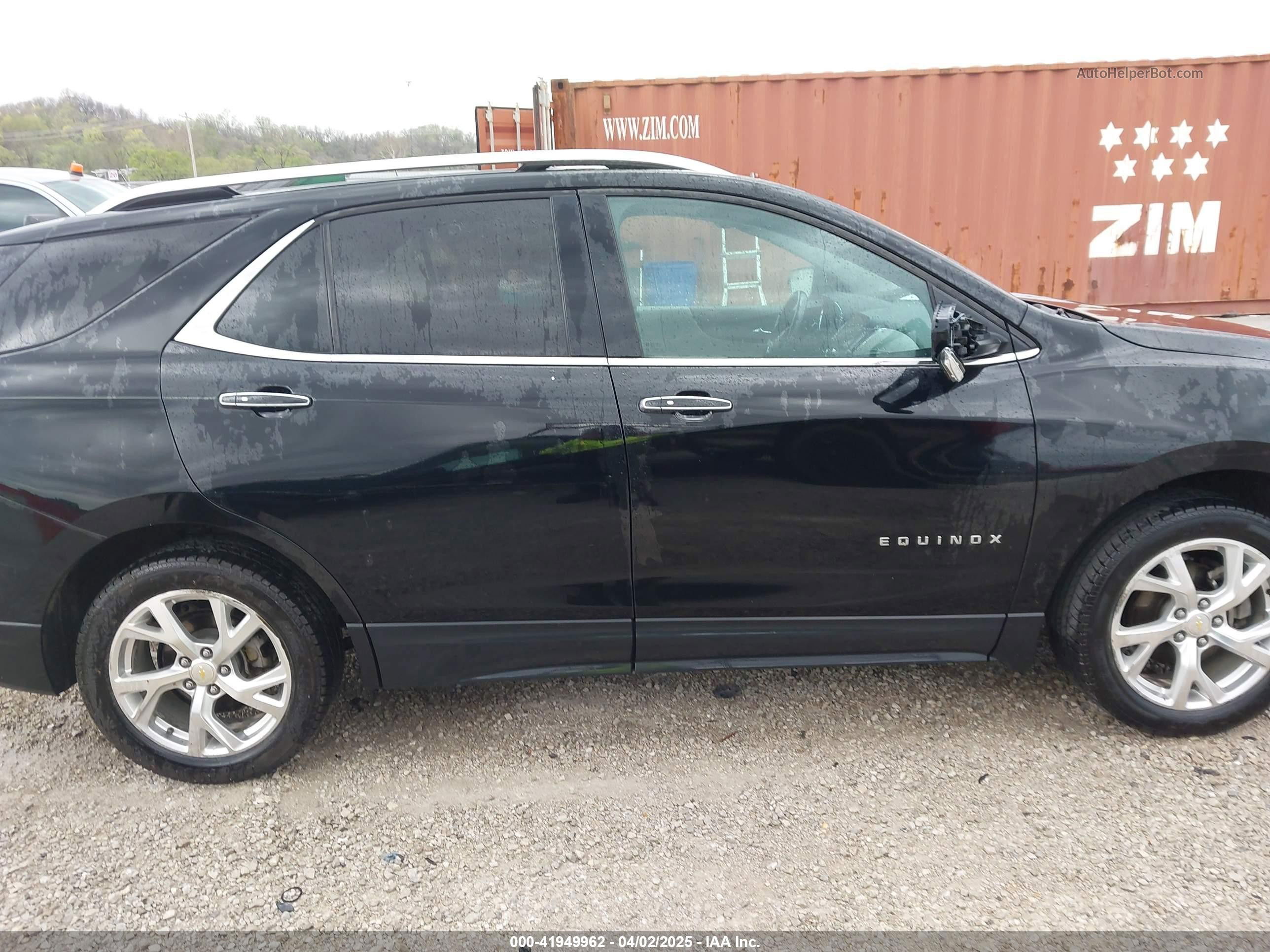 2018 Chevrolet Equinox Premier Black vin: 2GNAXVEV7J6275379