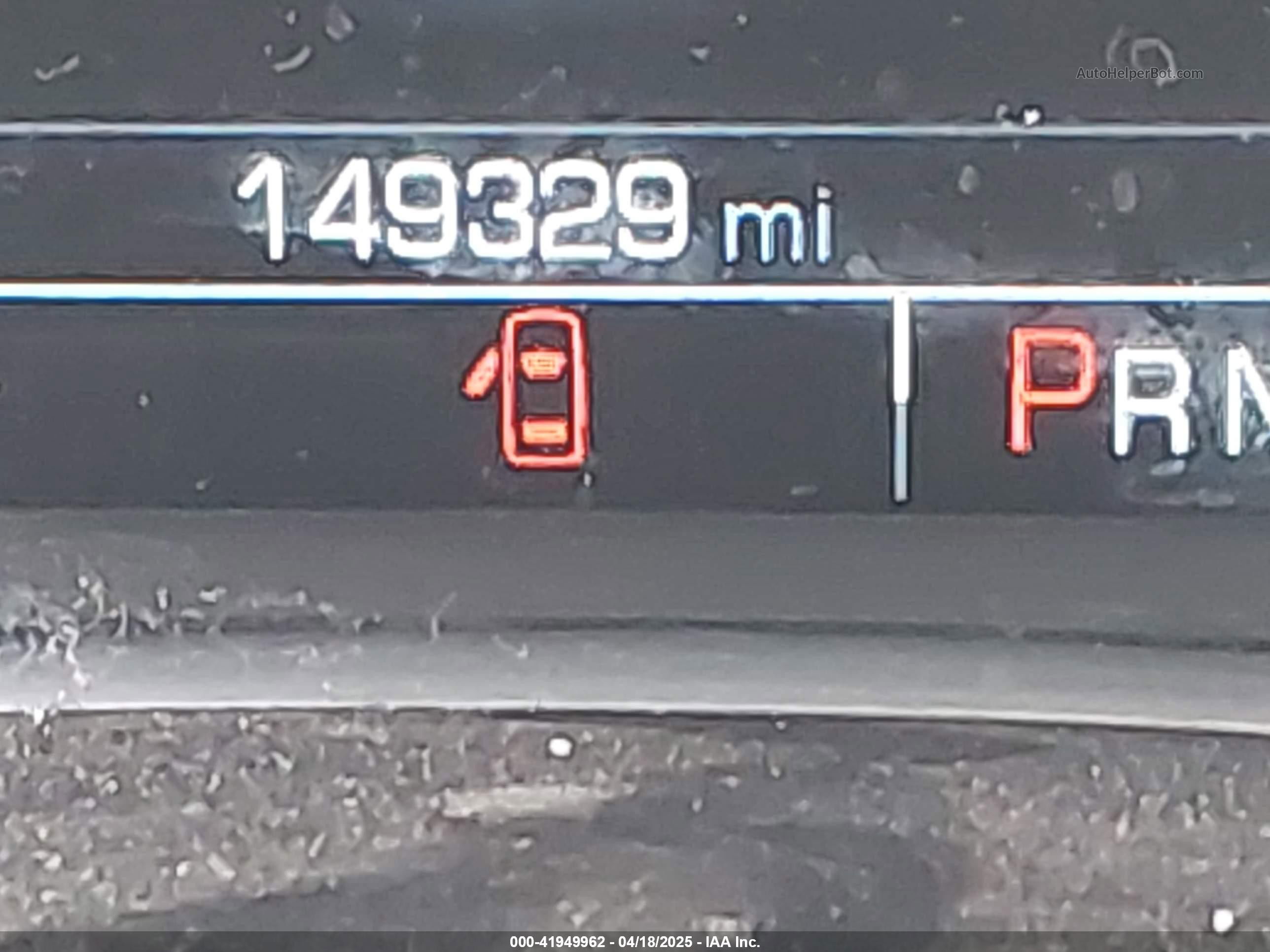 2018 Chevrolet Equinox Premier Black vin: 2GNAXVEV7J6275379