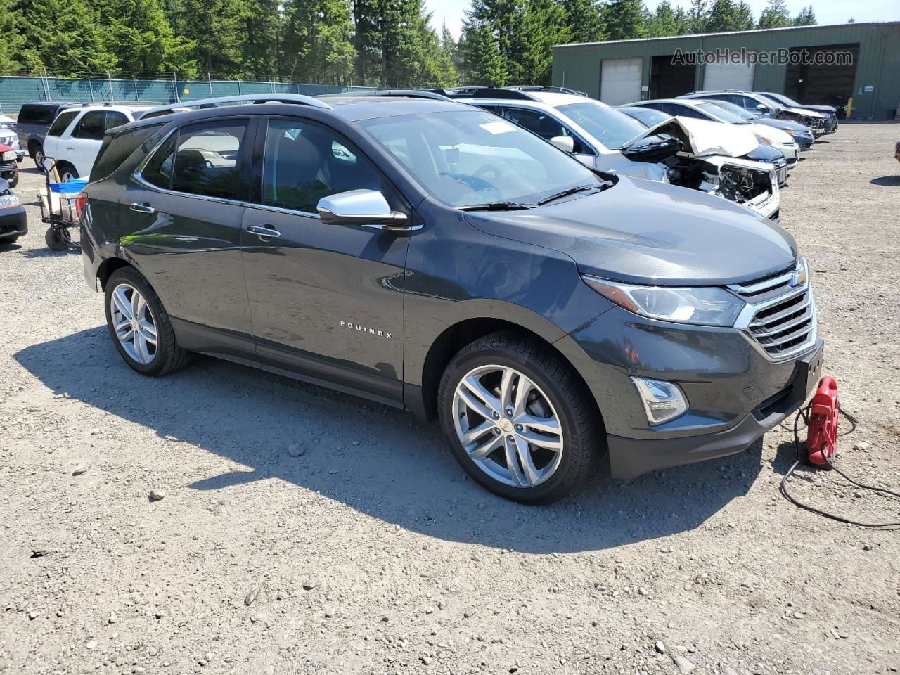 2018 Chevrolet Equinox Premier Угольный vin: 2GNAXVEV9J6106867