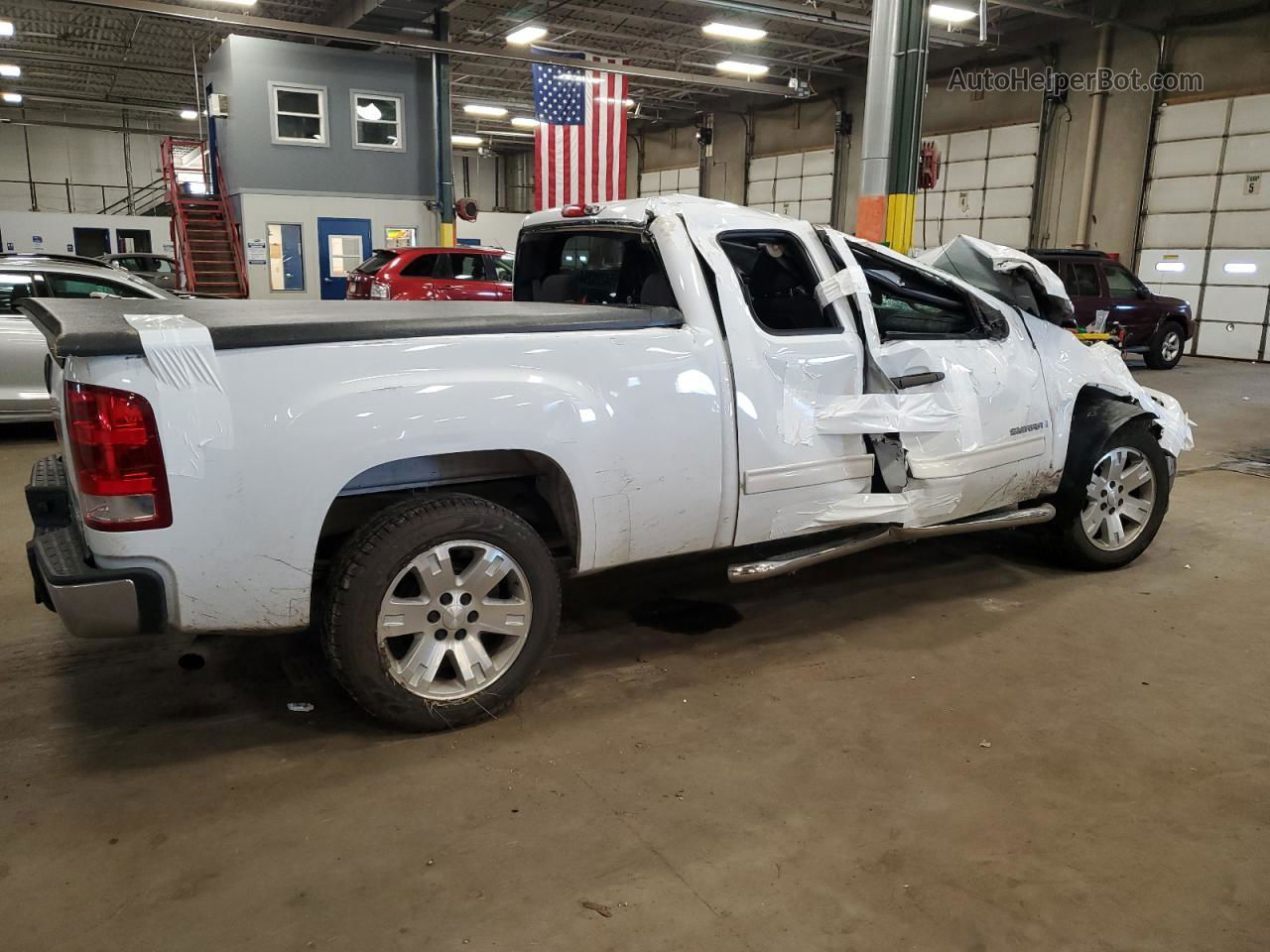 2008 Gmc Sierra C1500 Белый vin: 2GTEC19J181280283