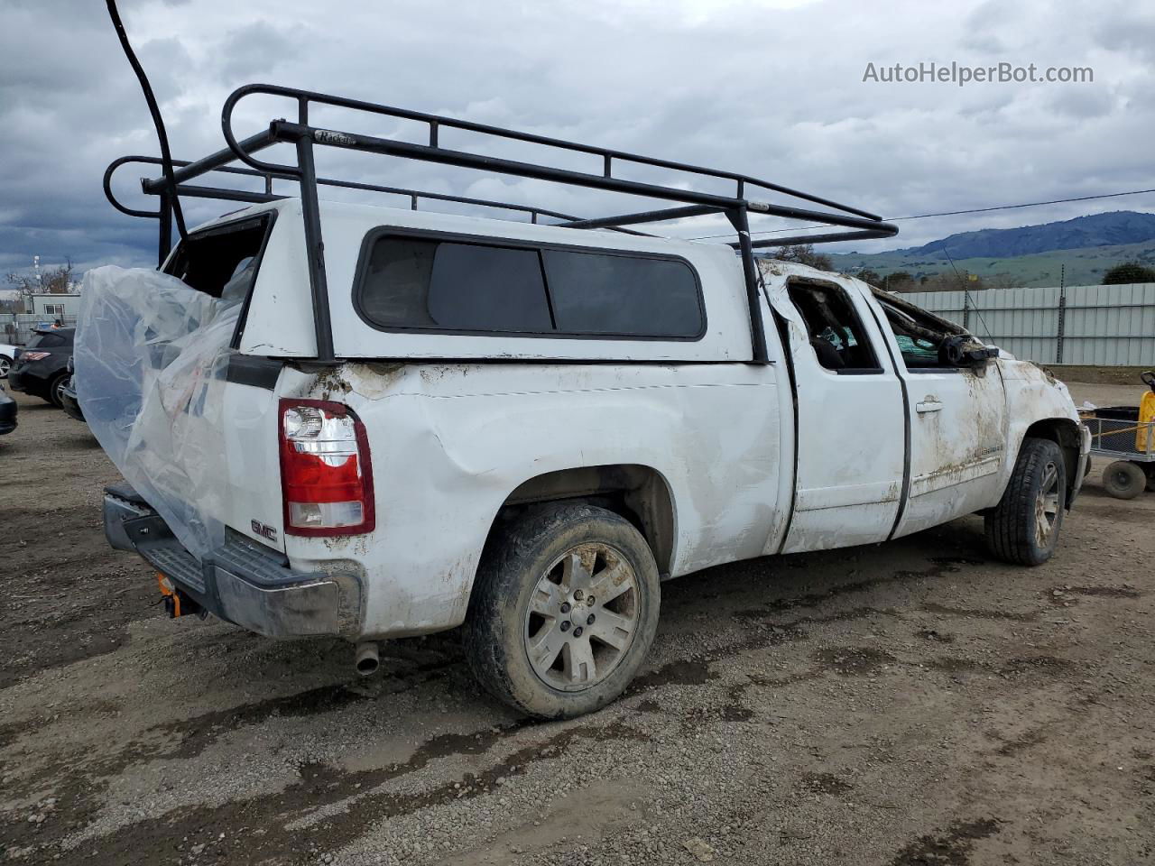 2008 Gmc Sierra C1500 White vin: 2GTEC19J581112484