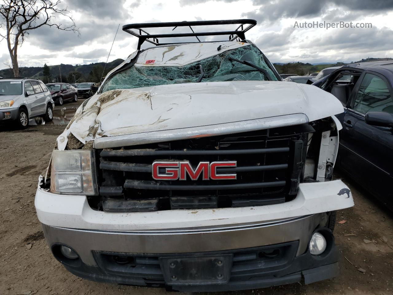 2008 Gmc Sierra C1500 White vin: 2GTEC19J581112484