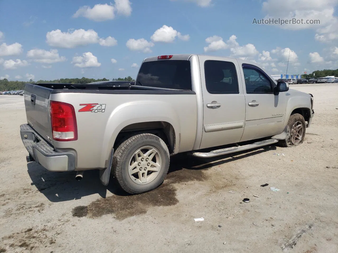 2008 Gmc Sierra K1500 Silver vin: 2GTEK13JX81311235