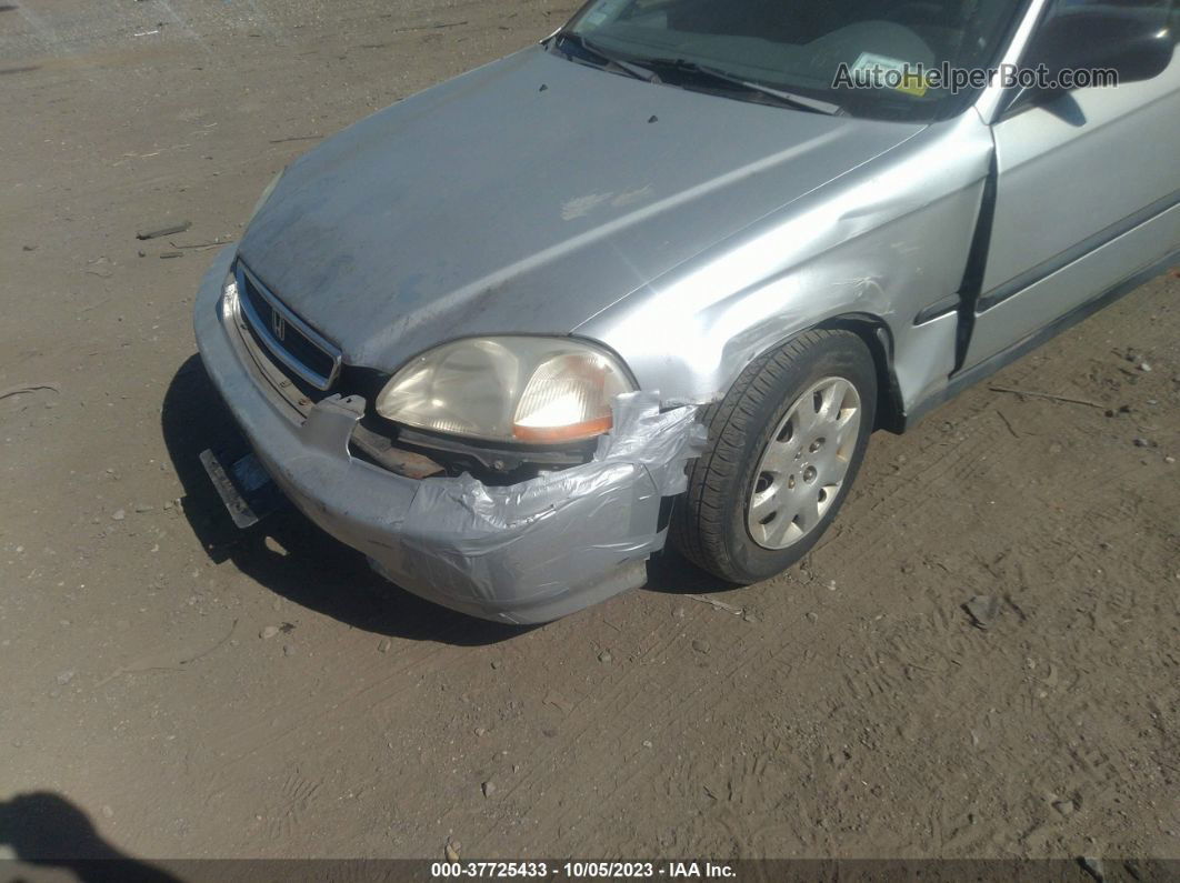 1998 Honda Civic Dx Silver vin: 2HGEJ6526WH513551