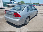 2005 Honda Civic   Silver vin: 2HGES16555H616984