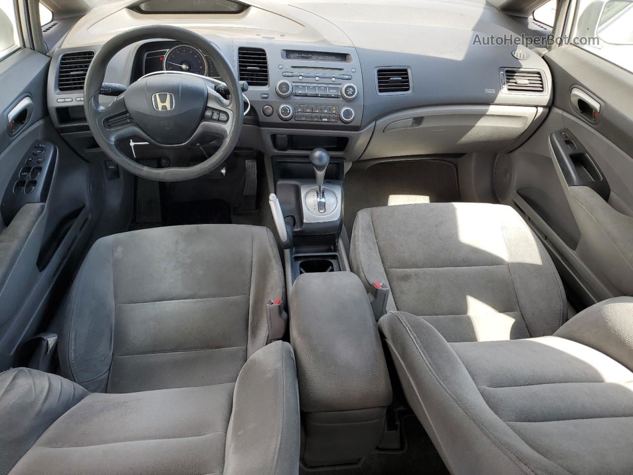 2008 Honda Civic Lx Серебряный vin: 2HGFA16548H326649