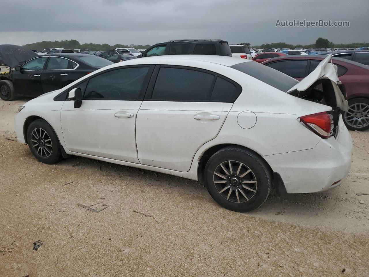 2013 Honda Civic Lx White vin: 2HGFB2F57DH578165