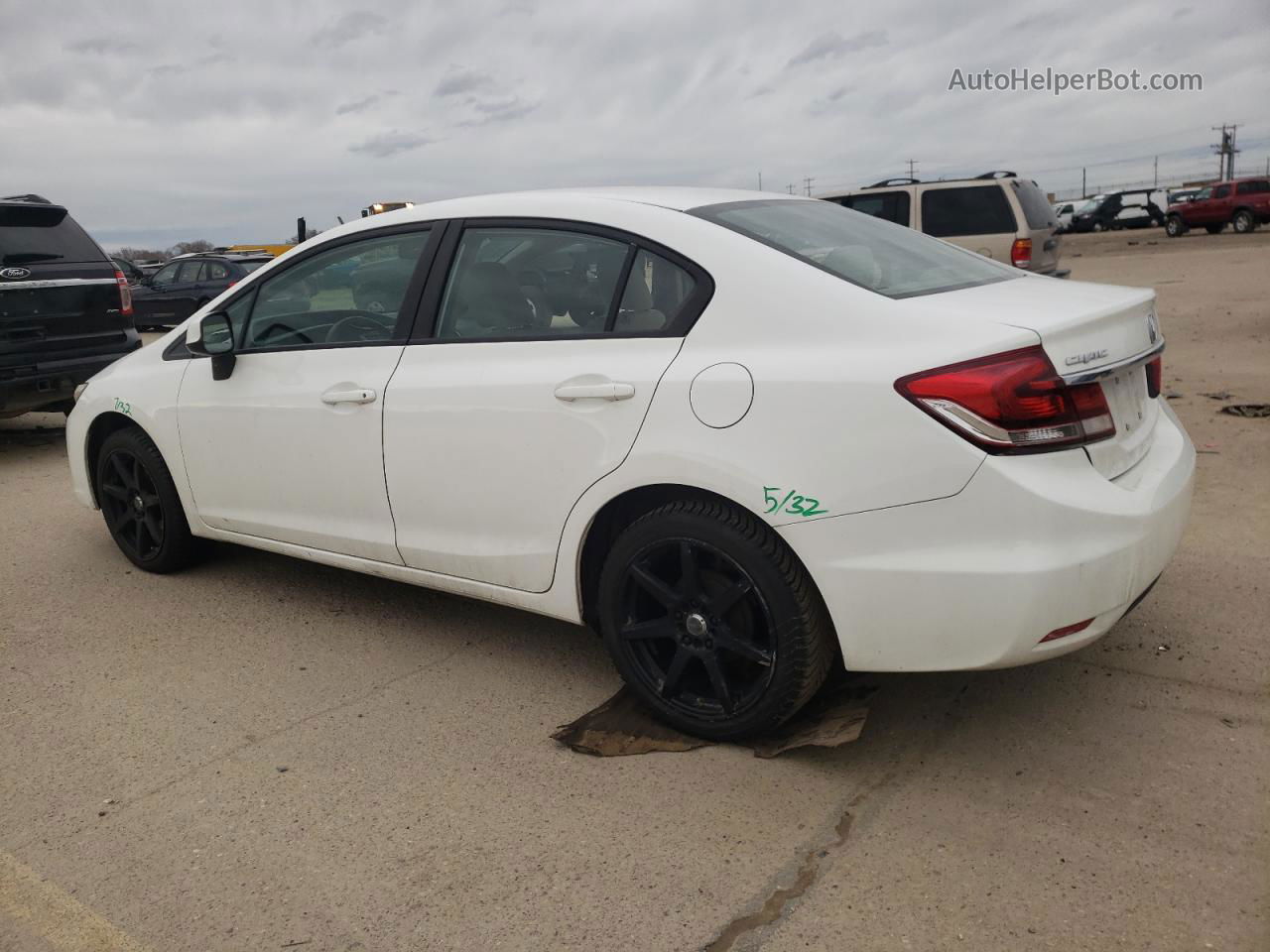 2013 Honda Civic Lx White vin: 2HGFB2F57DH601251