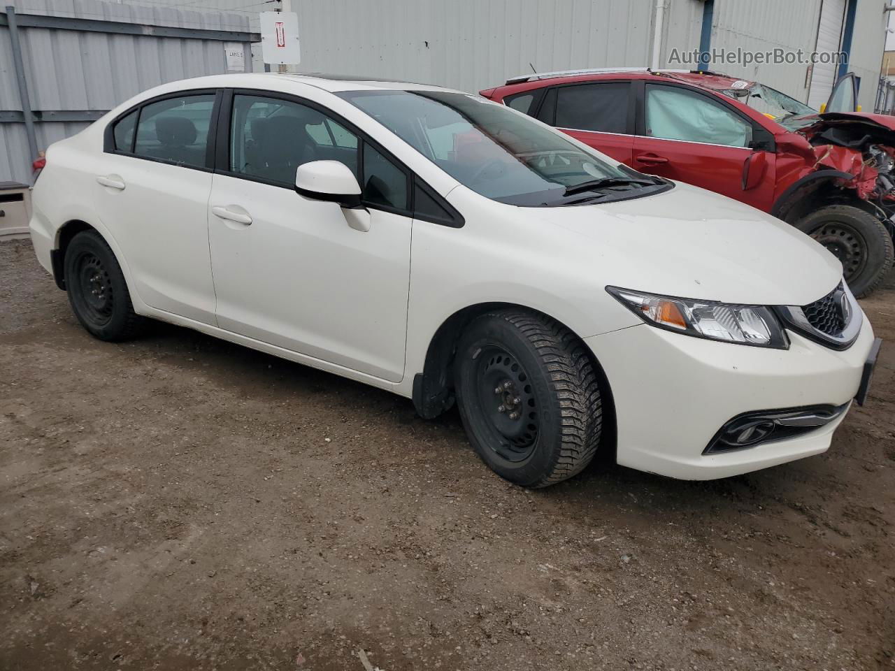 2013 Honda Civic Touring White vin: 2HGFB2F74DH108984