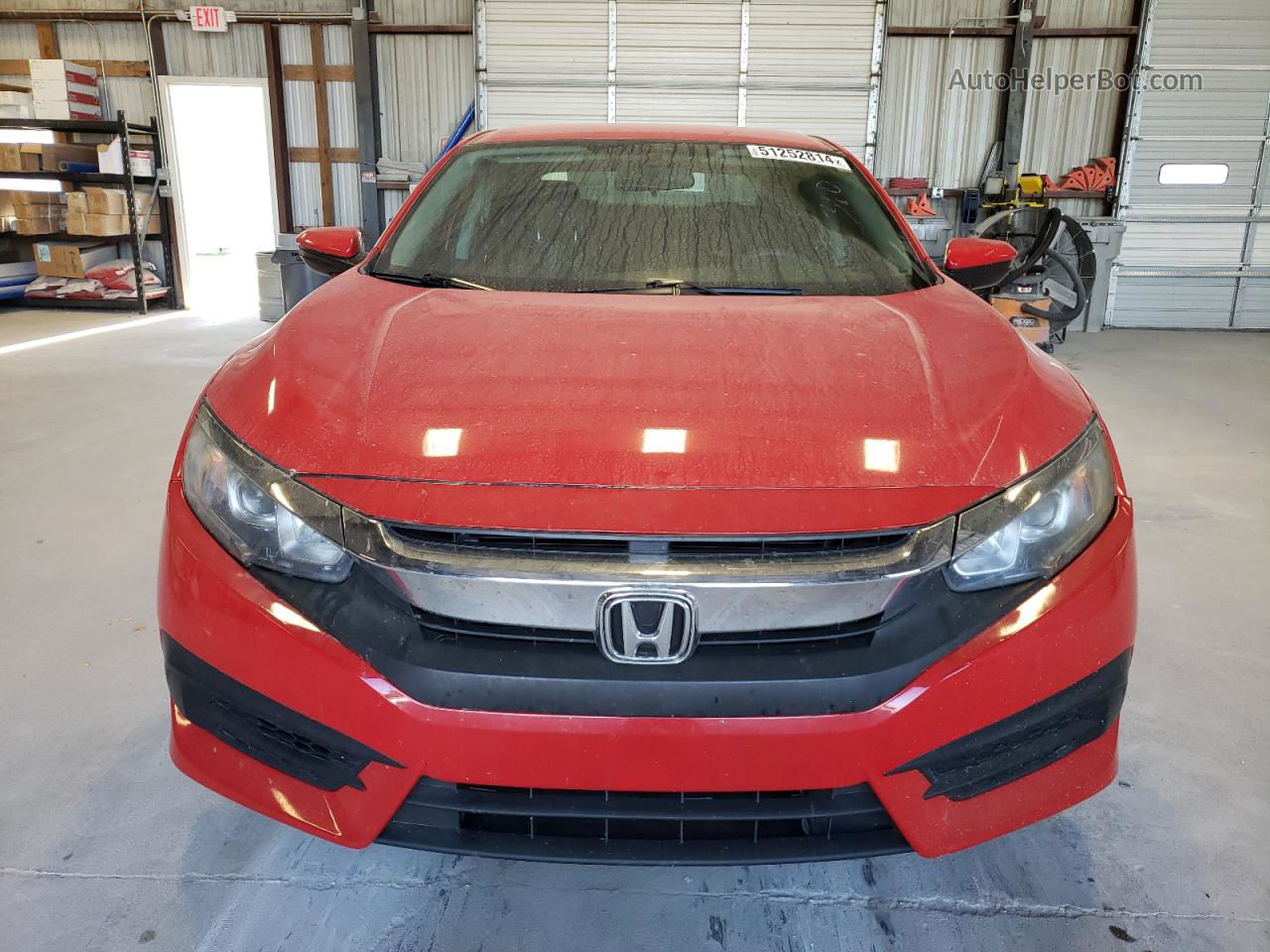 2017 Honda Civic Lx Red vin: 2HGFC2F52HH532441