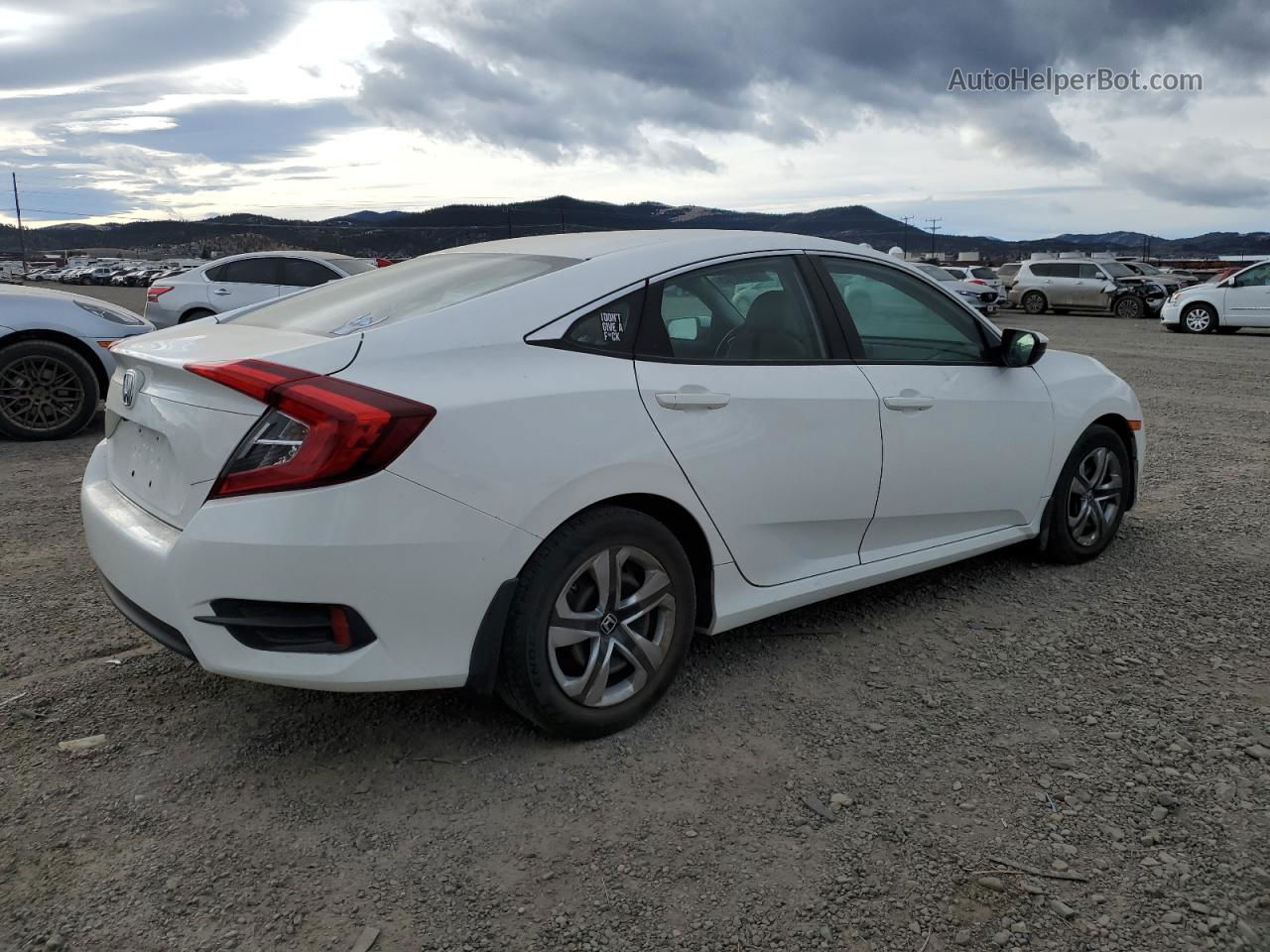 2016 Honda Civic Lx Белый vin: 2HGFC2F5XGH576797