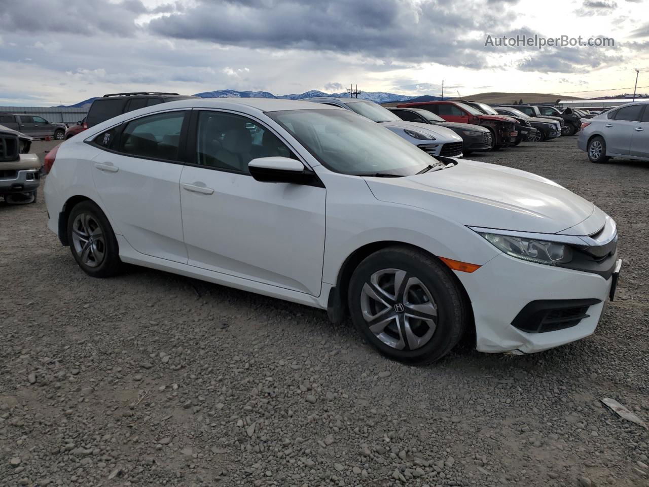 2016 Honda Civic Lx Белый vin: 2HGFC2F5XGH576797