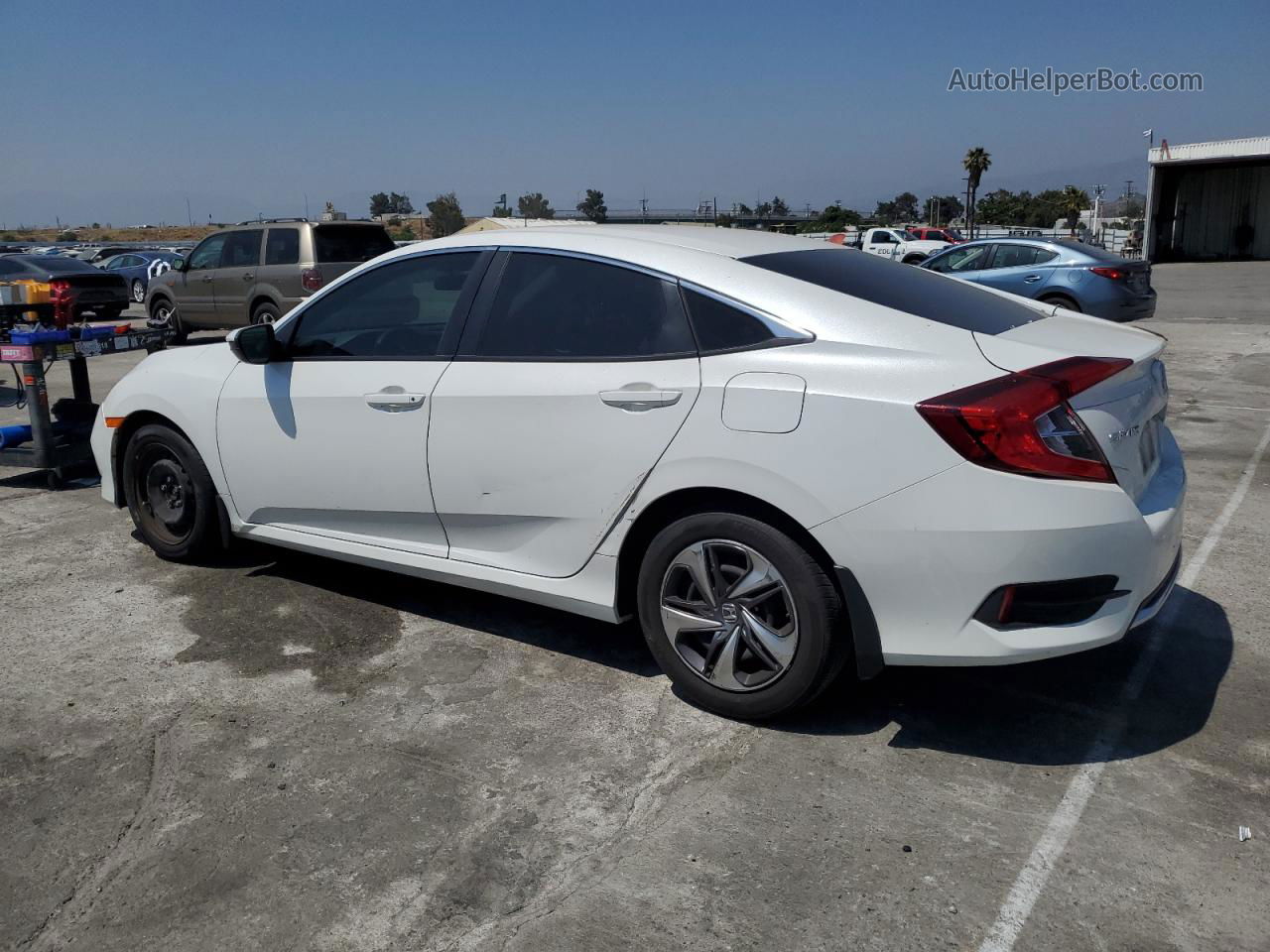 2020 Honda Civic Lx White vin: 2HGFC2F68LH571911