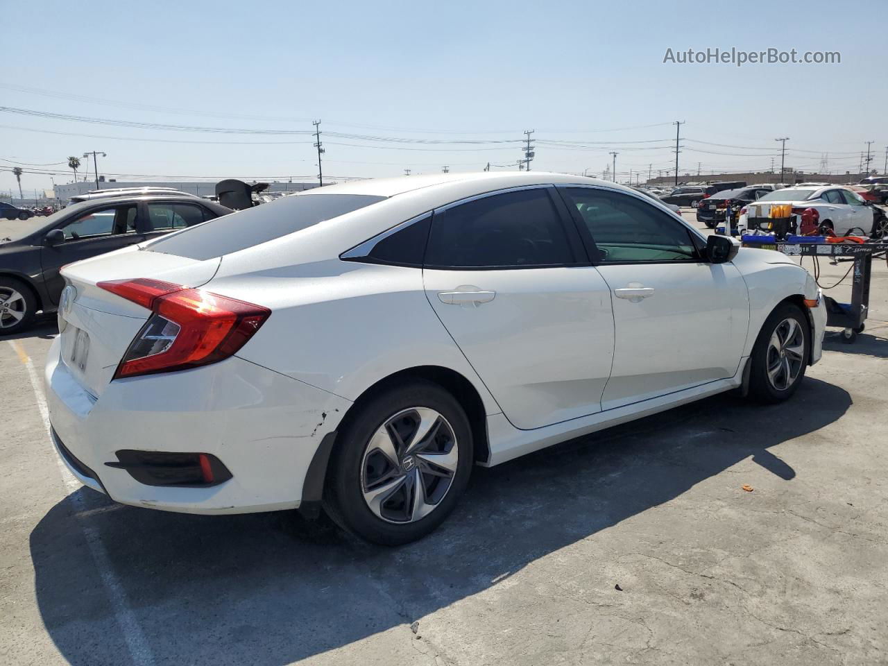 2020 Honda Civic Lx White vin: 2HGFC2F68LH571911