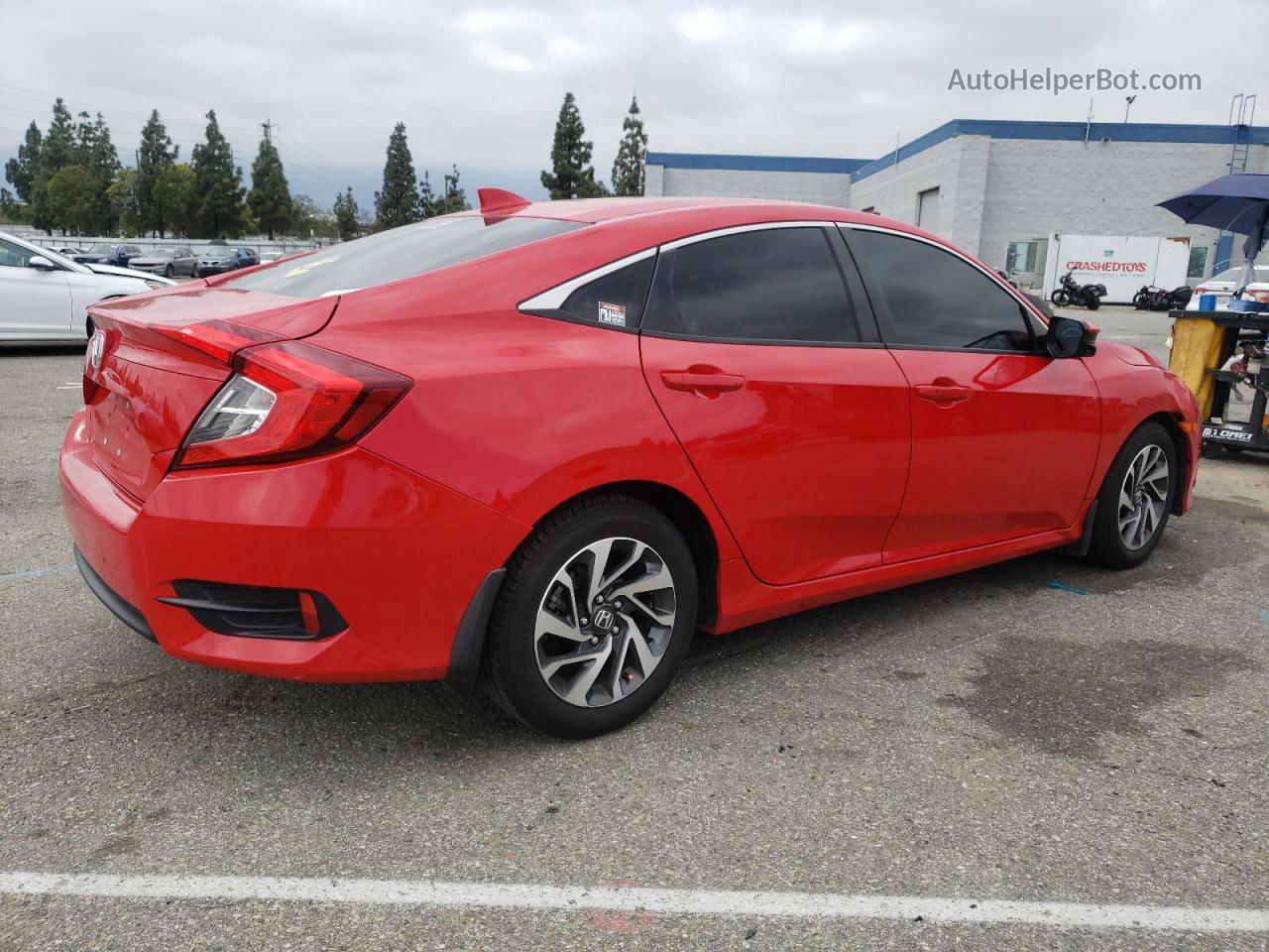 2017 Honda Civic Ex Красный vin: 2HGFC2F74HH517036