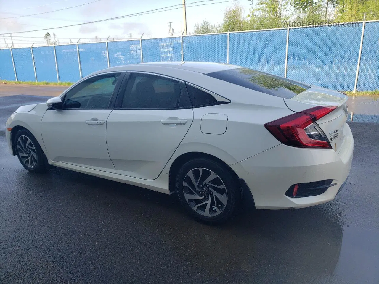 2017 Honda Civic Ex White vin: 2HGFC2F80HH038735