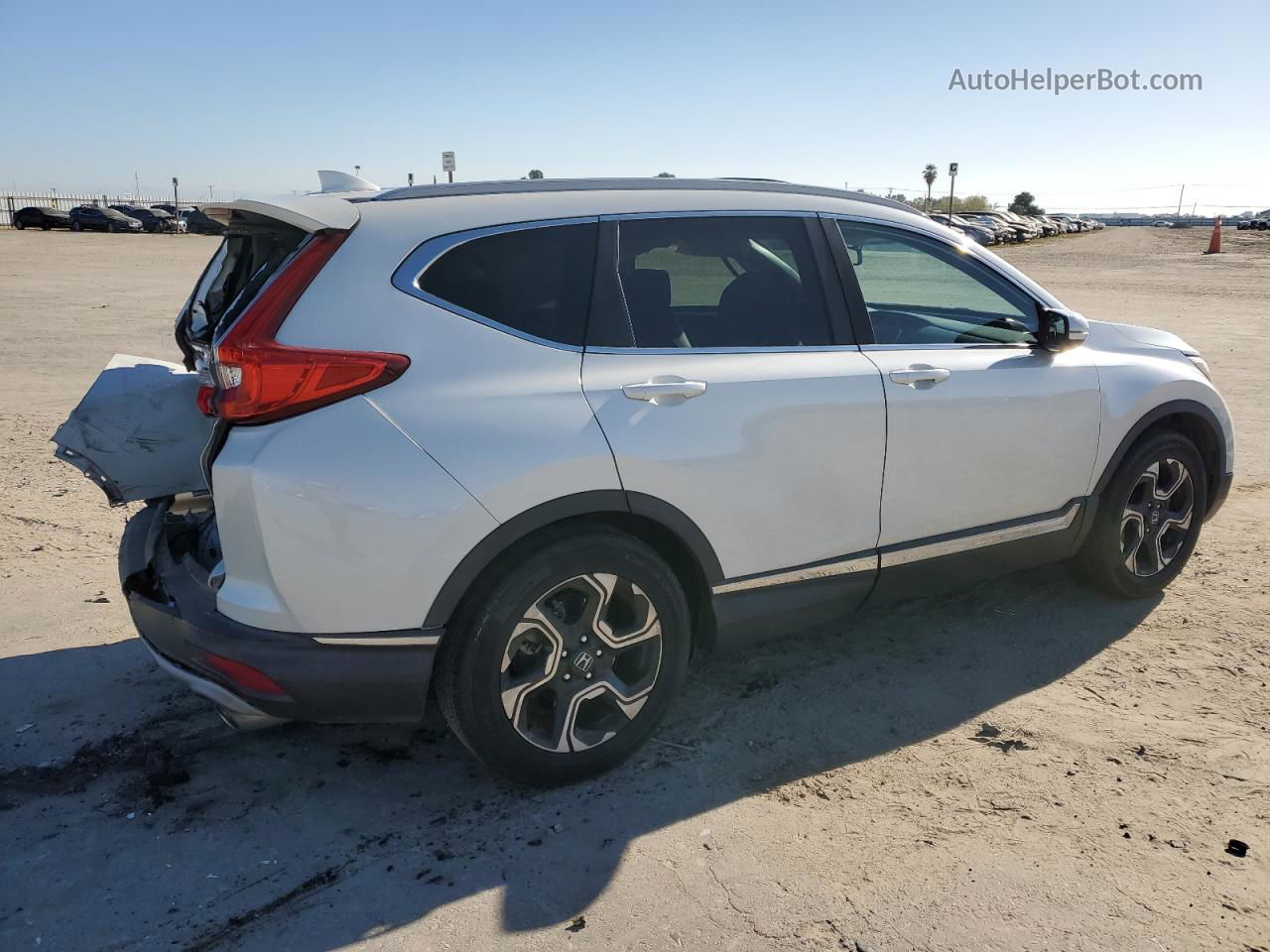 2017 Honda Cr-v Touring White vin: 2HKRW1H9XHH517139