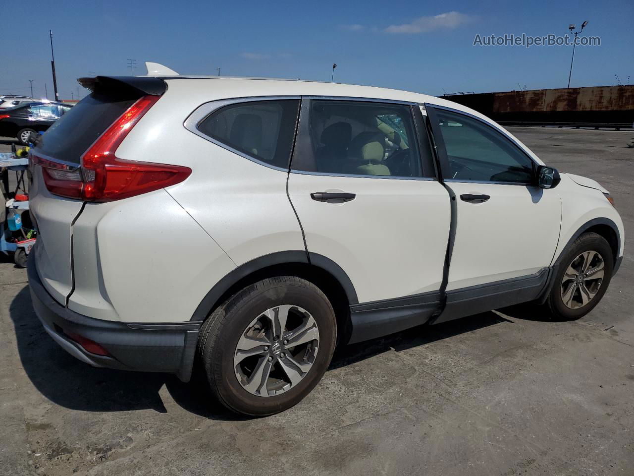 2017 Honda Cr-v Lx White vin: 2HKRW5H34HH402183