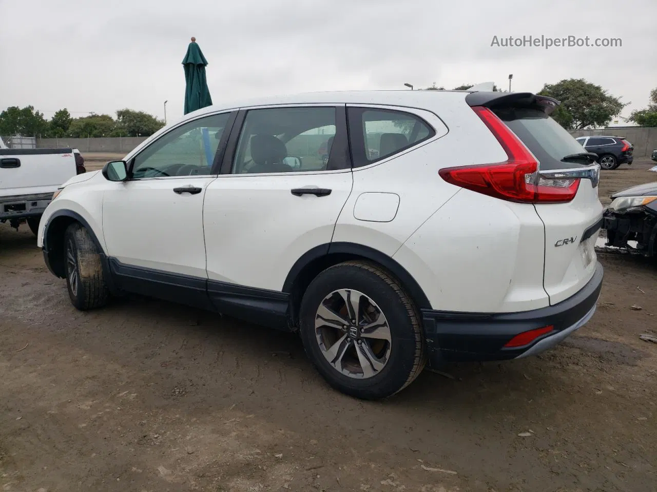 2018 Honda Cr-v Lx White vin: 2HKRW5H3XJH411766