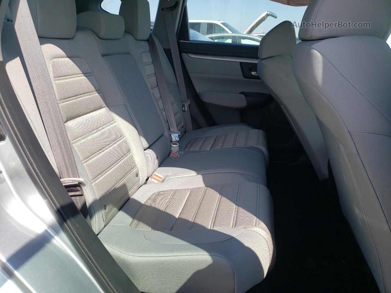 2018 Honda Cr-v Lx Silver vin: 2HKRW6H30JH216183