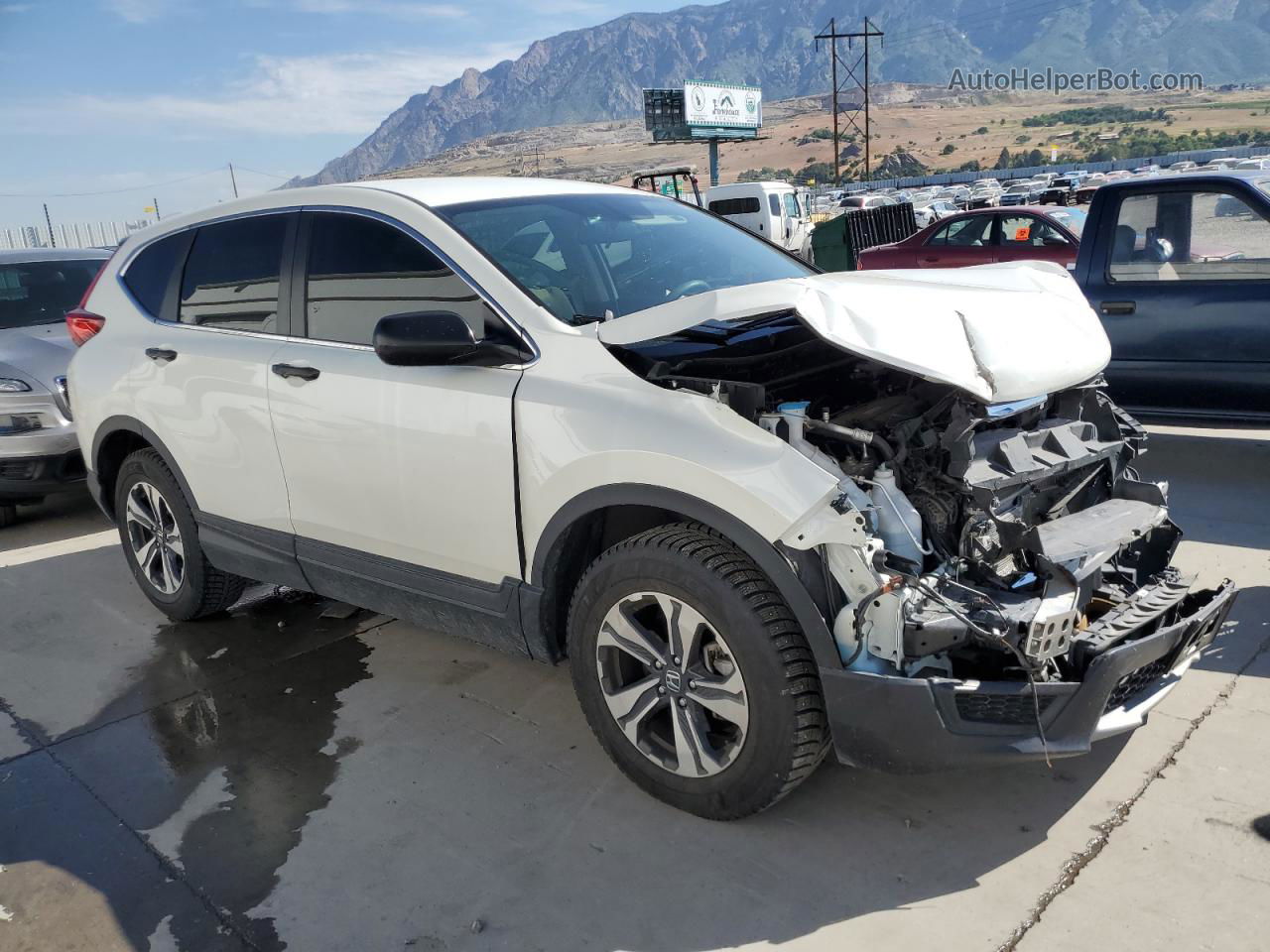 2018 Honda Cr-v Lx White vin: 2HKRW6H35JH231181