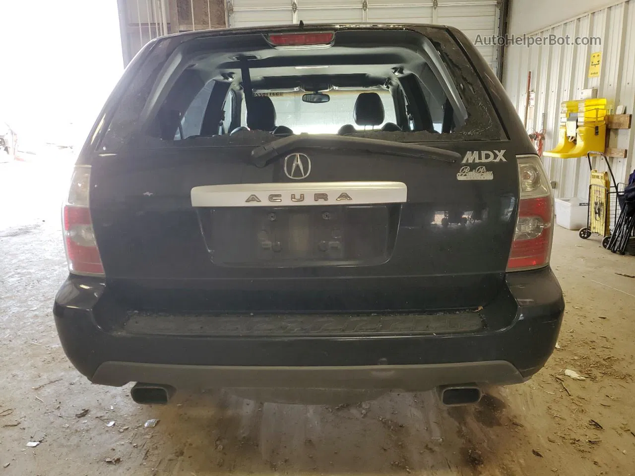 2005 Acura Mdx  Black vin: 2HNYD18225H559825