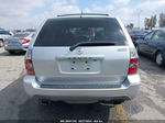 2005 Acura Mdx   Silver vin: 2HNYD18825H540700