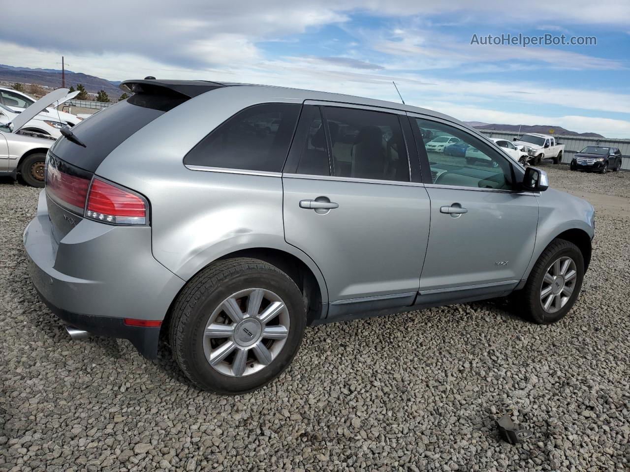 2007 Lincoln Mkx  Silver vin: 2LMDU68C87BJ34139