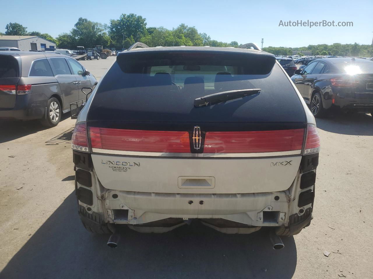 2007 Lincoln Mkx  White vin: 2LMDU68C97BJ05166