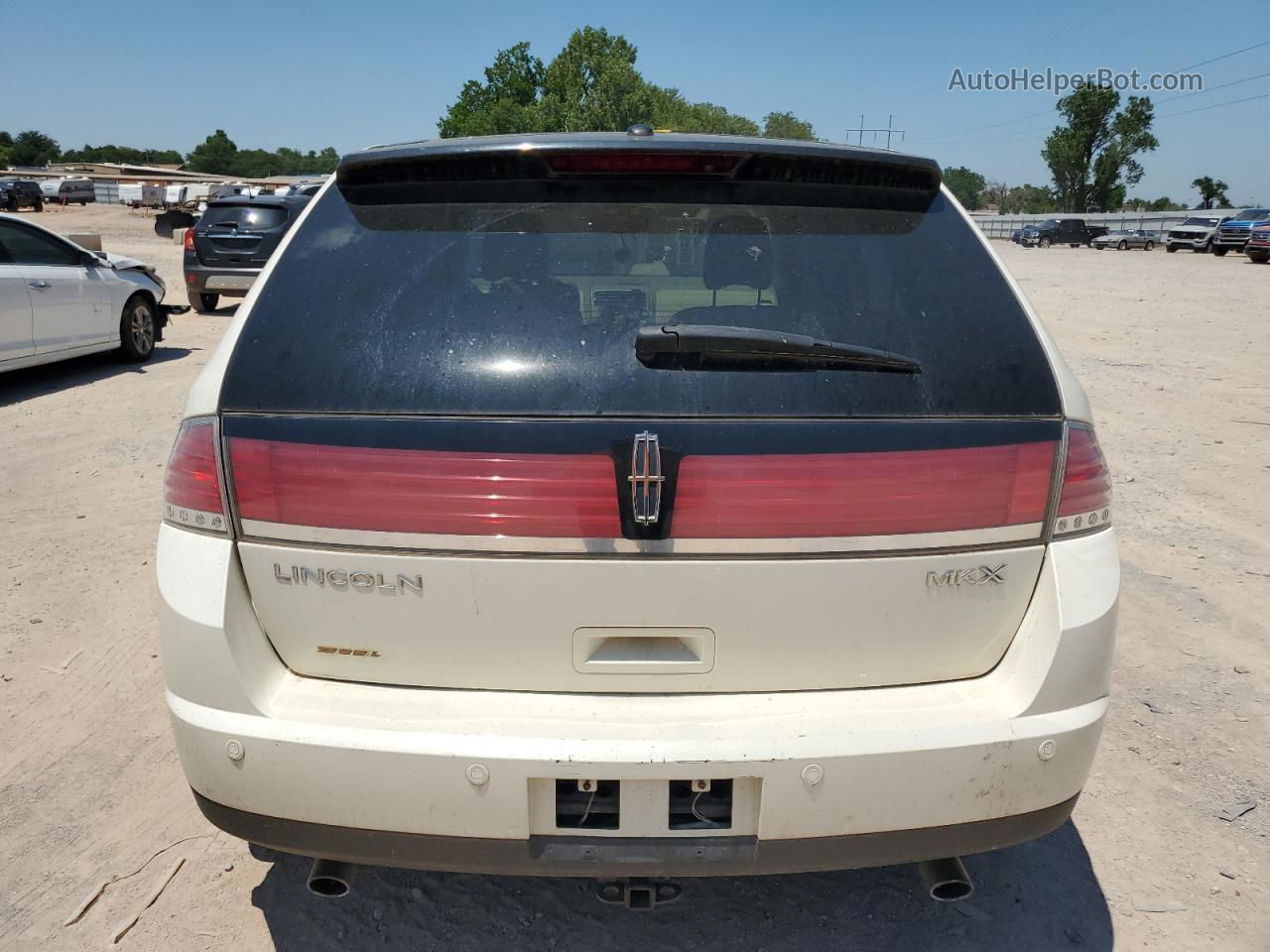 2007 Lincoln Mkx  White vin: 2LMDU68C97BJ32609