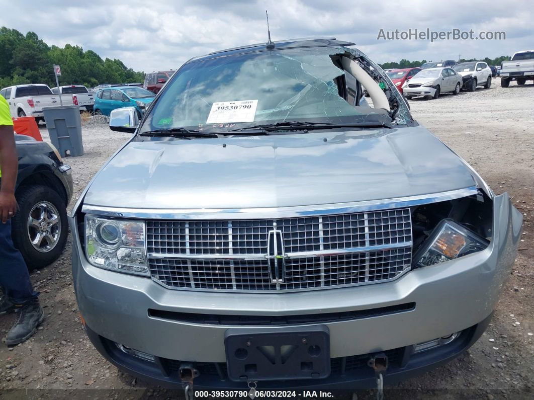 2007 Lincoln Mkx   Silver vin: 2LMDU88C57BJ12840