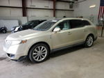 2010 Lincoln Mkt  Золотой vin: 2LMHJ5AT1ABJ17737