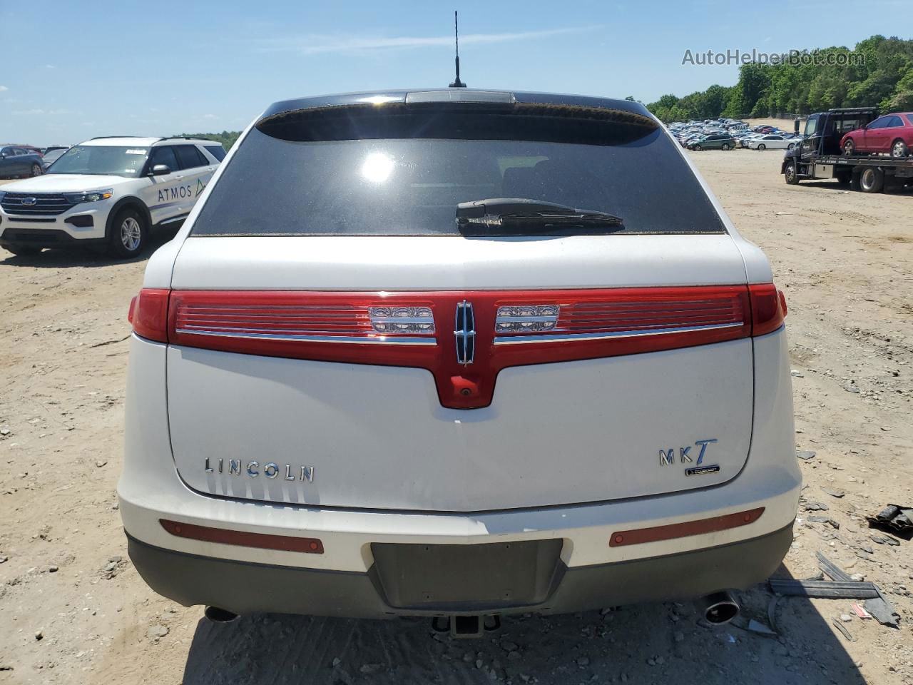 2010 Lincoln Mkt  White vin: 2LMHJ5AT2ABJ24065