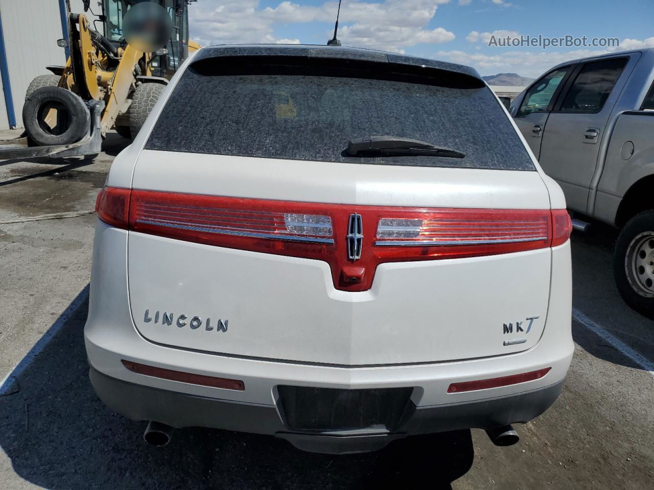 2010 Lincoln Mkt  White vin: 2LMHJ5AT7ABJ26006