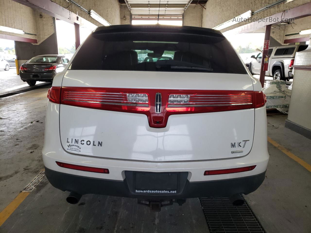 2010 Lincoln Mkt  White vin: 2LMHJ5AT9ABJ10793