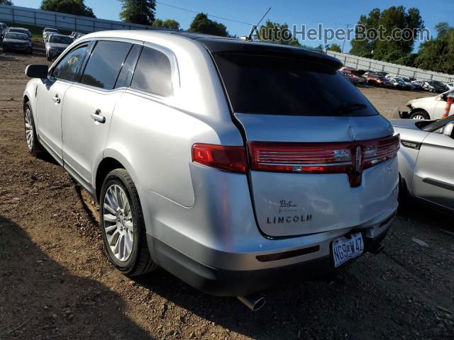 2010 Lincoln Mkt  Silver vin: 2LMHJ5FR2ABJ11717