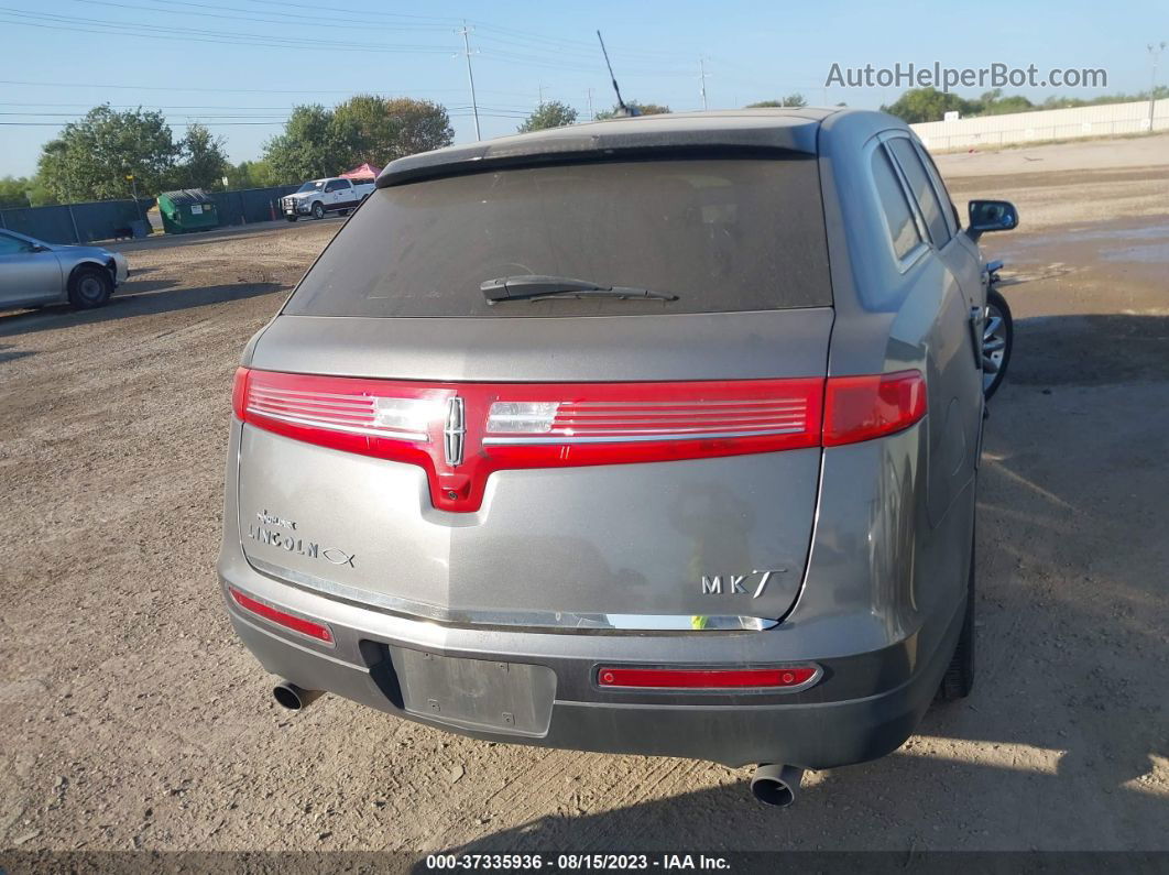 2010 Lincoln Mkt   Gray vin: 2LMHJ5FR2ABJ12141