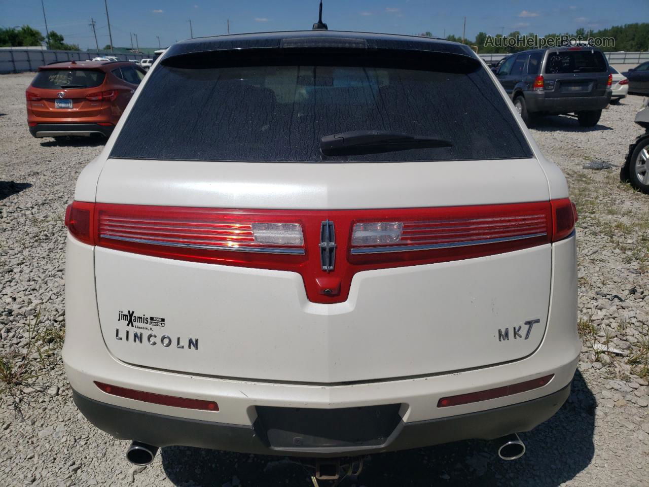 2010 Lincoln Mkt  White vin: 2LMHJ5FR7ABJ04701