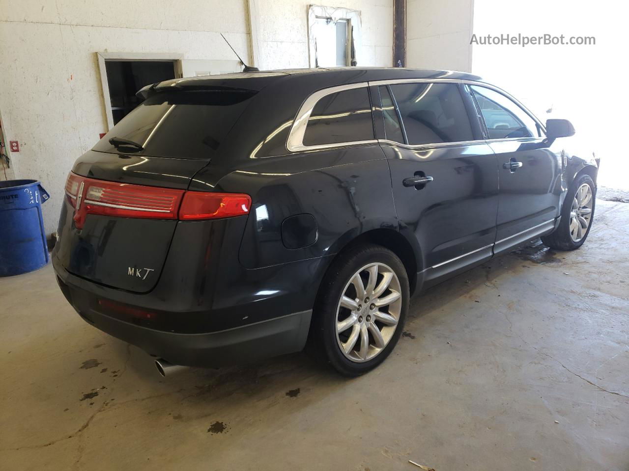 2010 Lincoln Mkt  Black vin: 2LMHJ5FR9ABJ11410