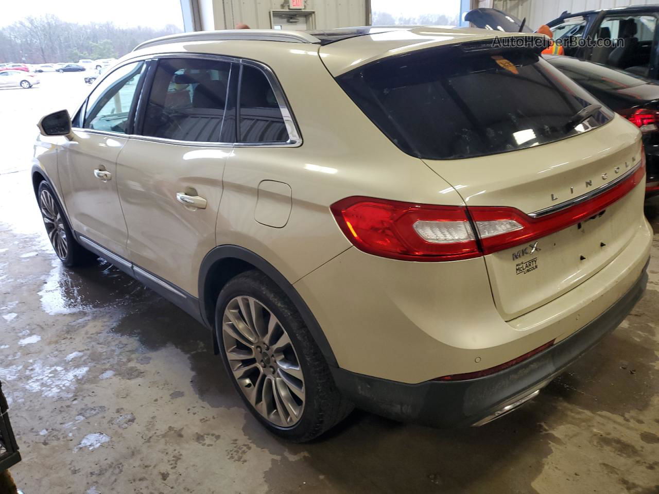 2016 Lincoln Mkx Reserve Beige vin: 2LMTJ6LR6GBL39975