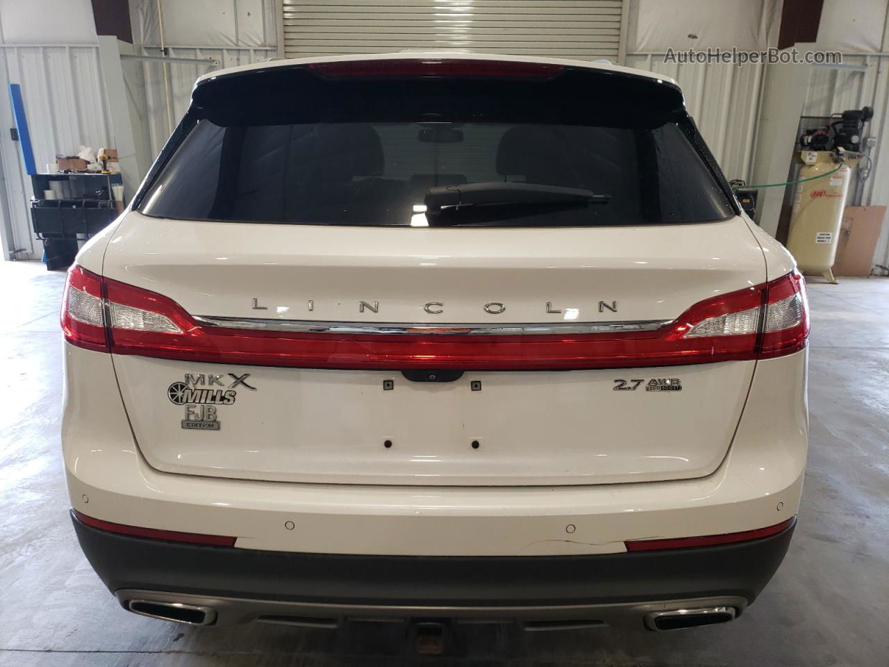 2016 Lincoln Mkx Reserve White vin: 2LMTJ8LP1GBL80007