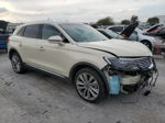 2016 Lincoln Mkx Reserve Бежевый vin: 2LMTJ8LP5GBL38889