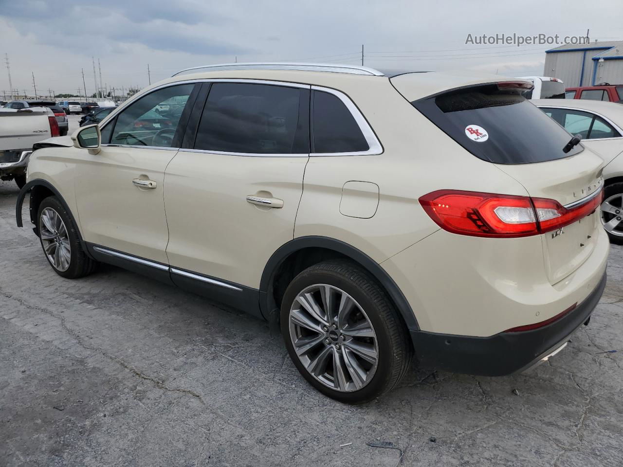 2016 Lincoln Mkx Reserve Beige vin: 2LMTJ8LP5GBL38889