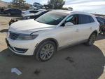 2016 Lincoln Mkx Reserve Белый vin: 2LMTJ8LP7GBL57315