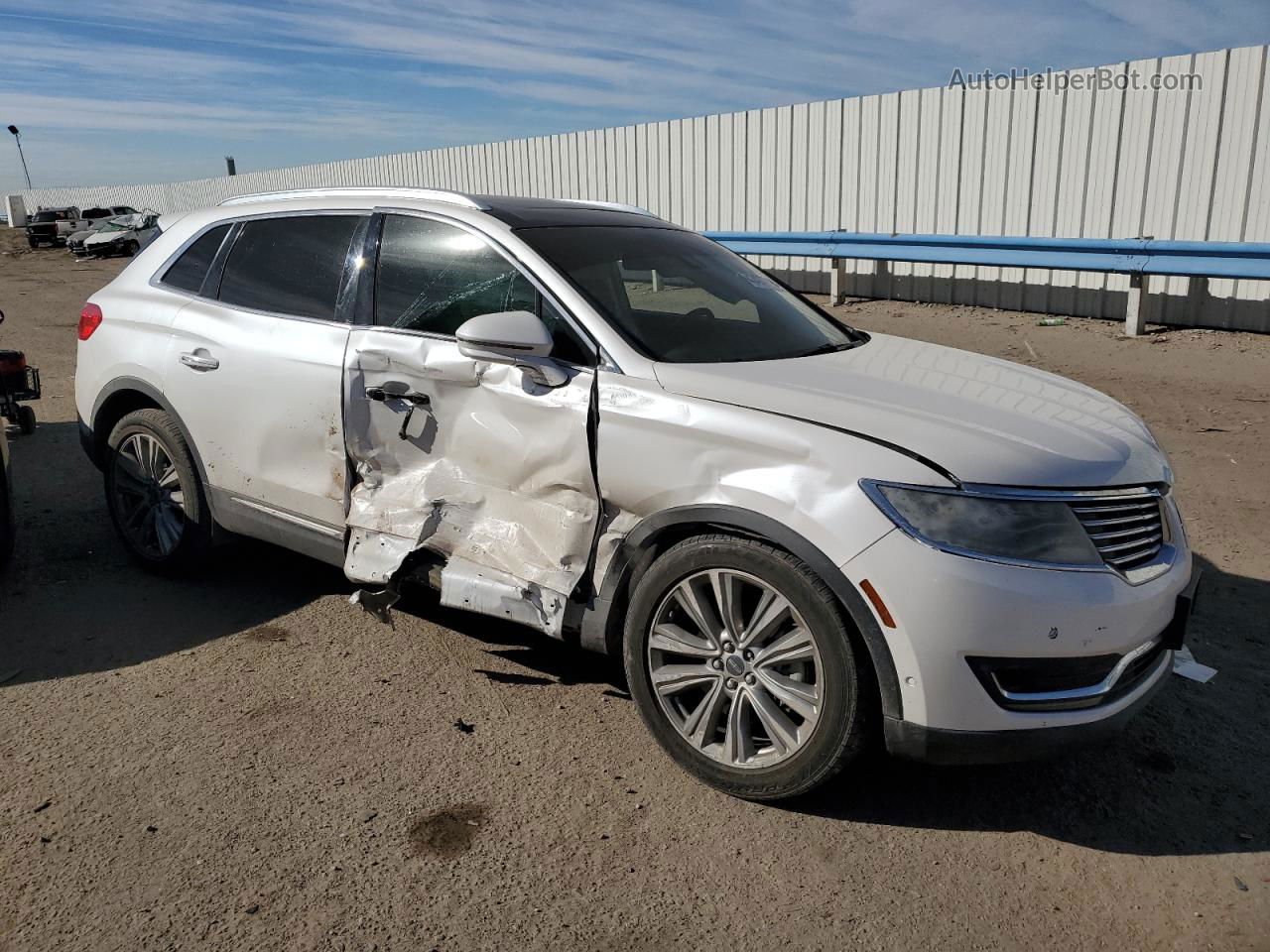 2016 Lincoln Mkx Reserve White vin: 2LMTJ8LP7GBL57315